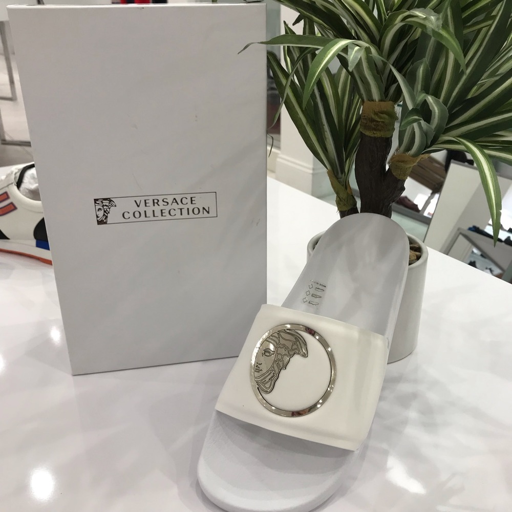 Versace Sandals - Picture 5 of 10